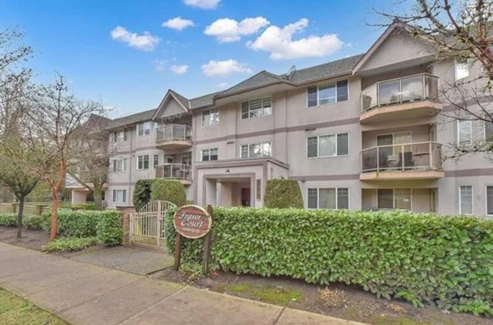 Condo for sale at 106 9865 140 Street Surrey British Columbia - MLS: R3114472