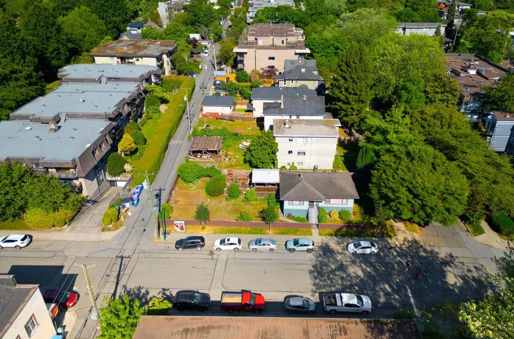 106 N TEMPLETON DRIVE, Vancouver BC V5L 3E2, Vancouver BC — Residential for Sale - Photo 2