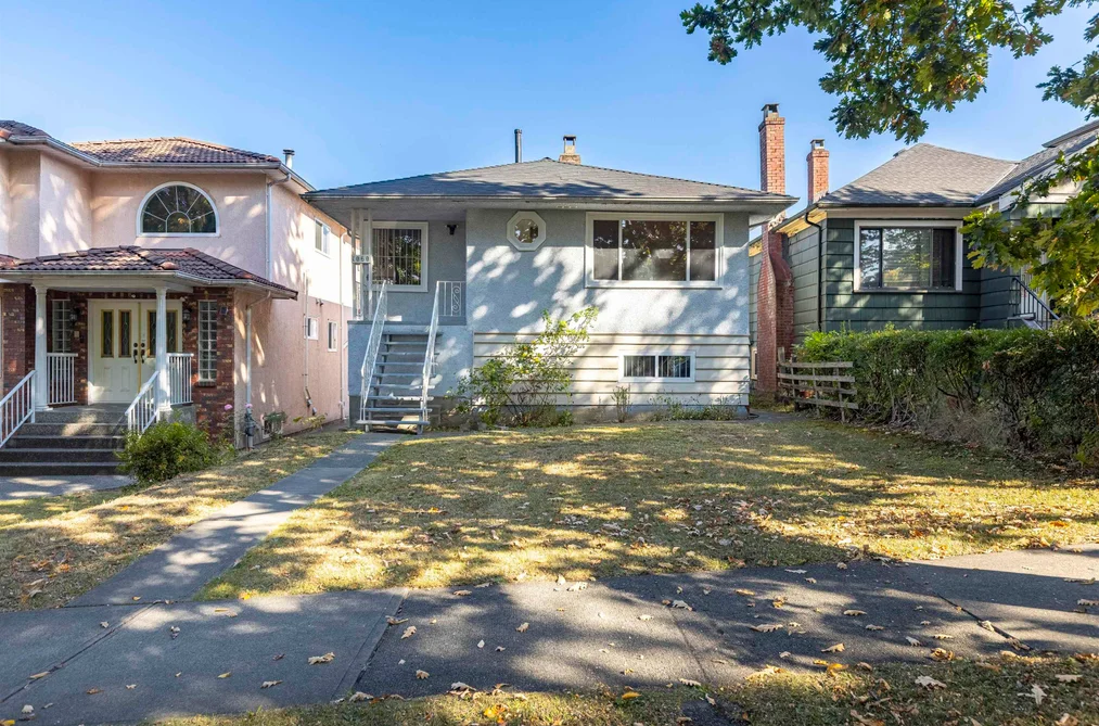 1060 Kelowna St, Vancouver, BC - MLS: R3170493