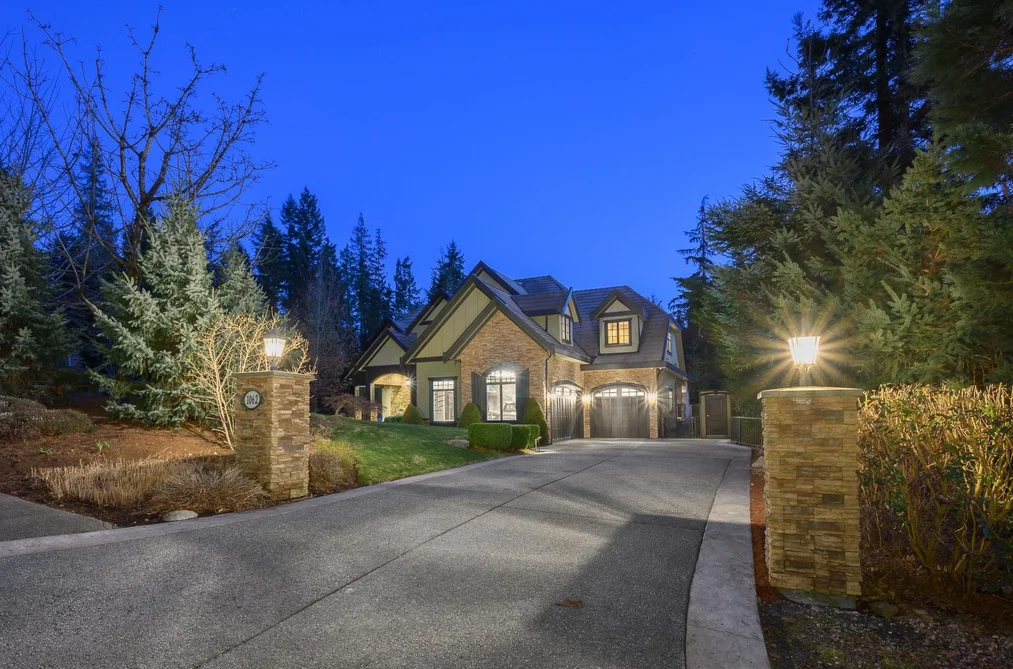 House for sale at 1062 Magnolia Way Anmore British Columbia - MLS: R3123853