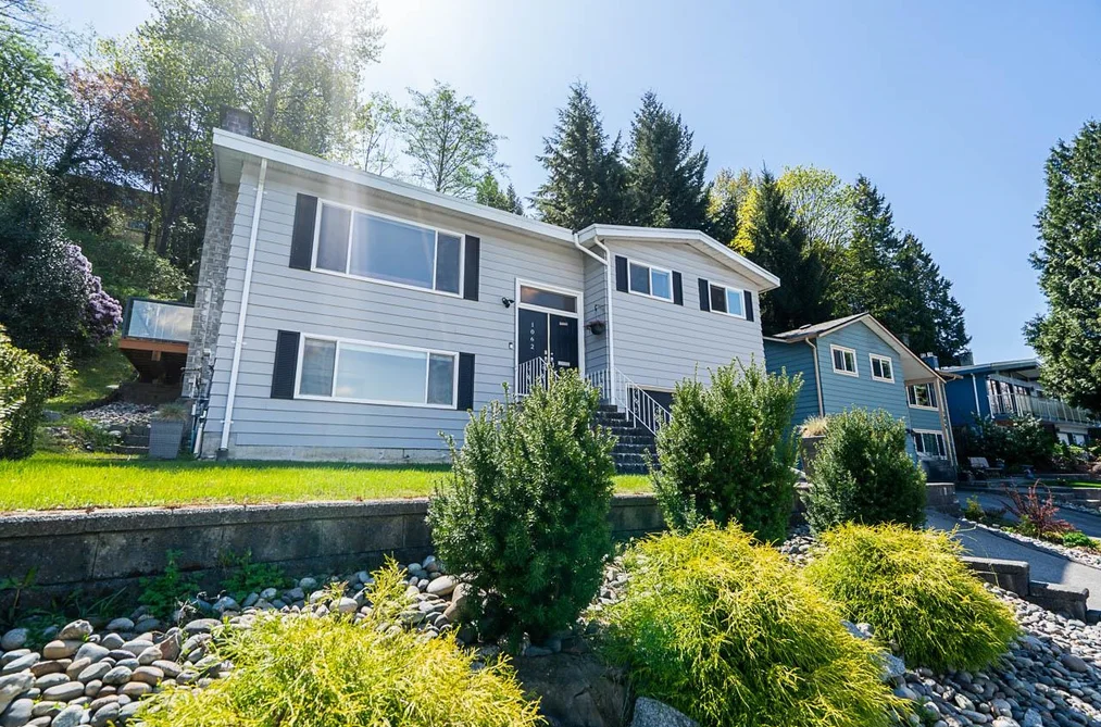 House for sale at 1062 Spar Drive Coquitlam British Columbia - MLS: R3117603