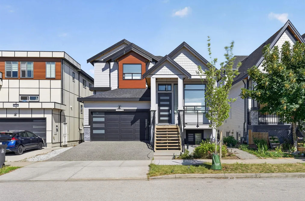 10628 124 STREET, Surrey, BC — Residential for Sale — Photo 3 of 40