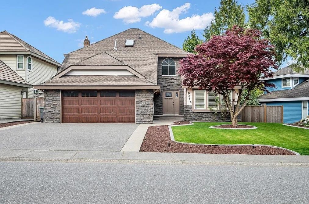 10646 E GLENWOOD CRESCENT, Surrey BC V4N 1W1, Surrey BC — Residential for Sale - Photo 2
