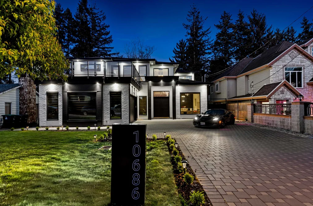 10686 141A STREET, Surrey BC V3T 4R7, Surrey BC — Residential for Sale - Photo 2