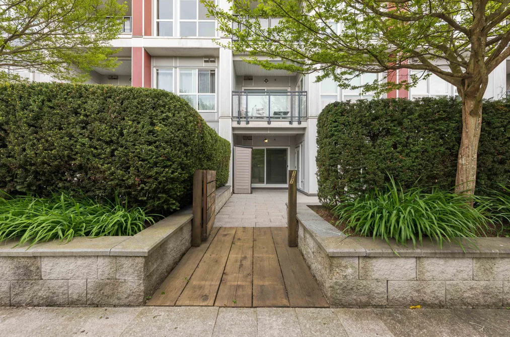 Condo for sale at 107 10033 River Drive Richmond British Columbia - MLS: R3119131