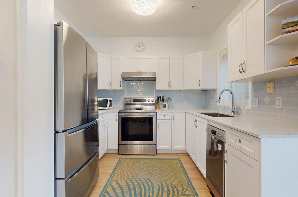 107 1203 PEMBERTON AVENUE, Squamish BC V8B 0J7, Squamish BC — Residential for Sale - Photo 2
