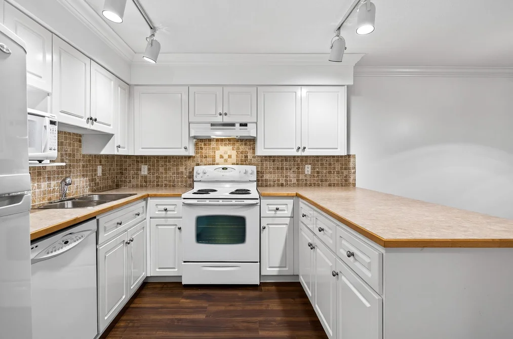107 1215 PACIFIC STREET, Coquitlam BC V3B 7M4, Coquitlam BC — Residential for Sale - Photo 7