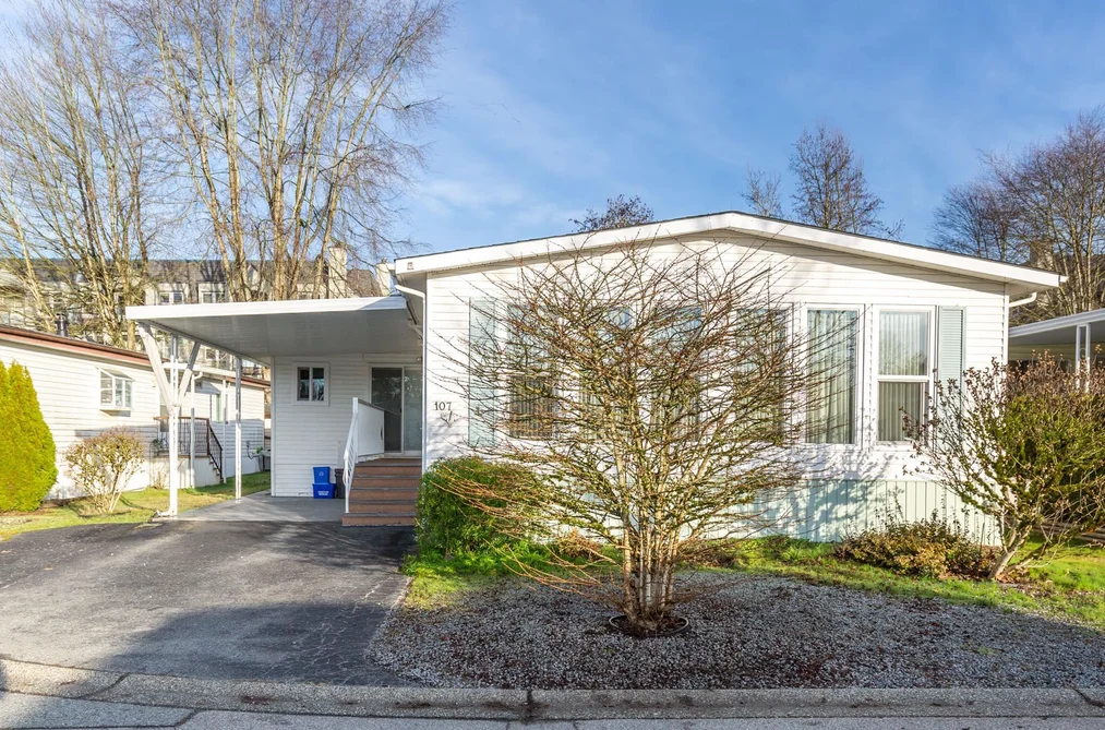 107 145 KING EDWARDS STREET, Coquitlam BC V3K 6L9, Coquitlam BC — Residential for Sale - Photo 2