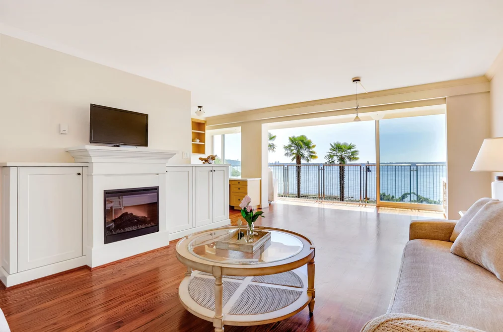 Condo for sale at 107 150 24 Street West Vancouver British Columbia - MLS: R3136301