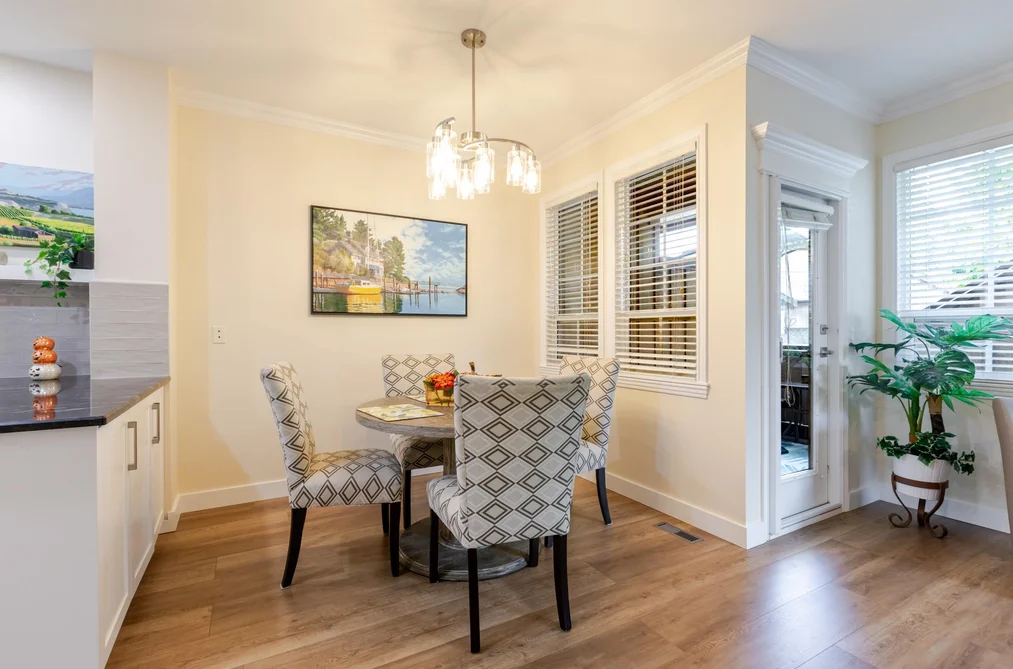 107-15350 Sequoia Drive, Surrey, BC - Townhouse for Sale - Photo 8 of 40 107-15350 Sequoia Drive, Surrey, BC - Townhouse for Sale - Photo 8 of 40