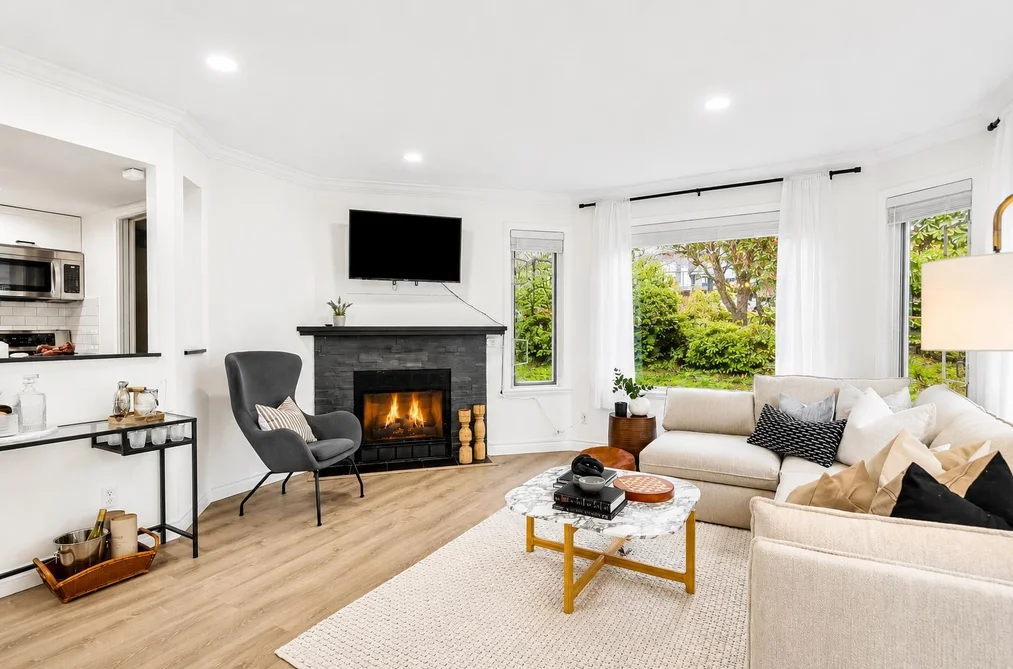 107 175 W 4TH STREET, North Vancouver BC V7M 1H6, North Vancouver BC — Residential for Sale - Photo 3
