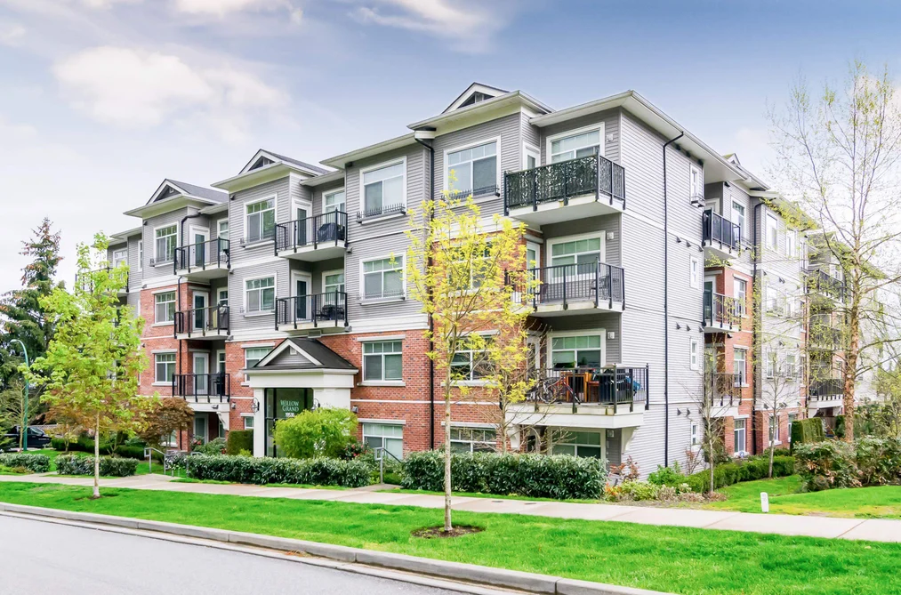 Condo for sale at 107 19530 65 Avenue Surrey British Columbia - MLS: R3167575