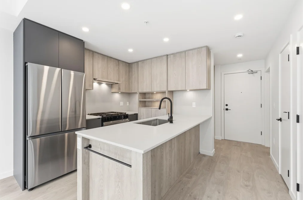 Condo for sale at 107 19577 65b Avenue Surrey British Columbia - MLS: R3128470