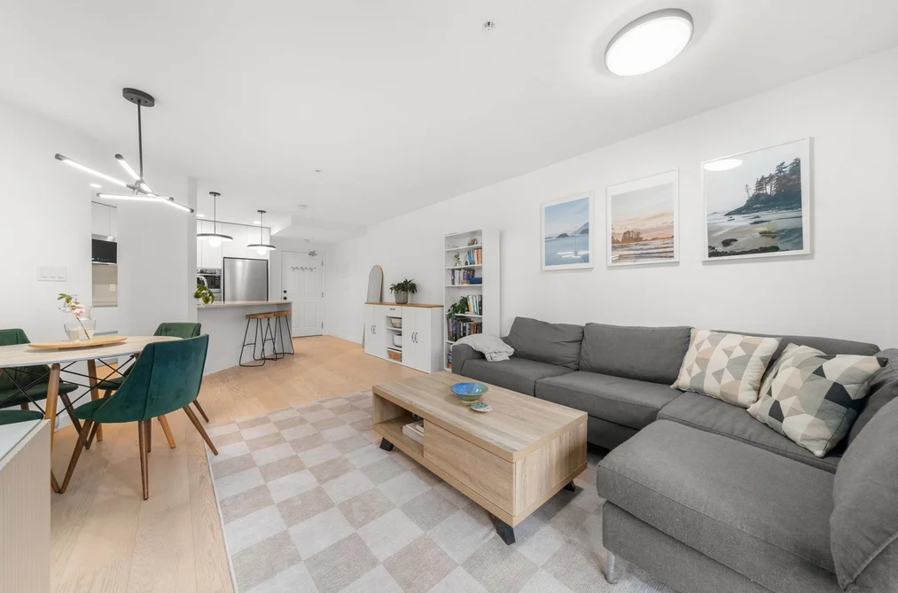 Condo for sale at 107 2023 Franklin Street Vancouver British Columbia - MLS: R3155773