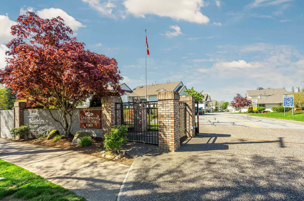 107 21937 48 AVENUE, Langley BC V3A 8C3, Langley BC — Residential for Sale - Photo 2