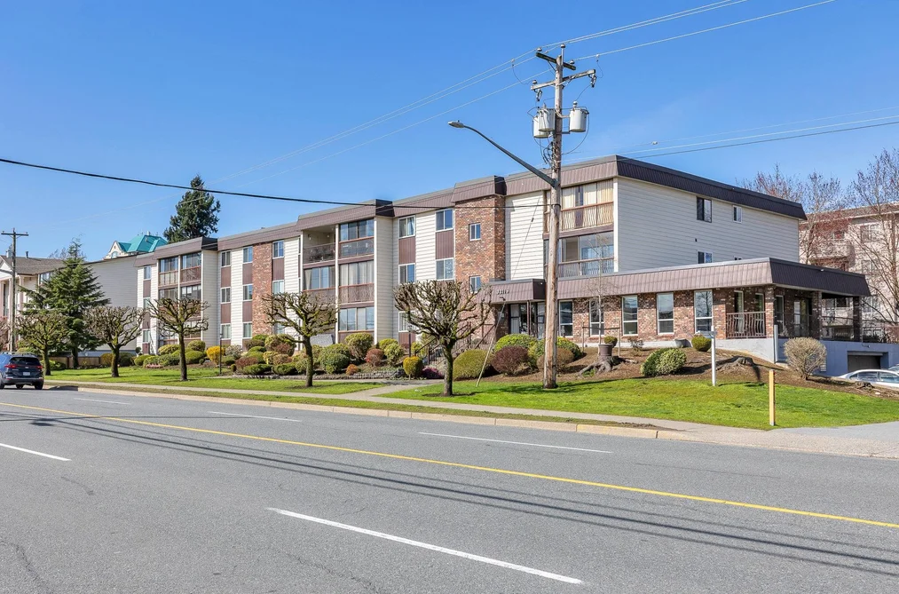 Condo for sale at 107 32119 Old Yale Road Abbotsford British Columbia - MLS: R3103318