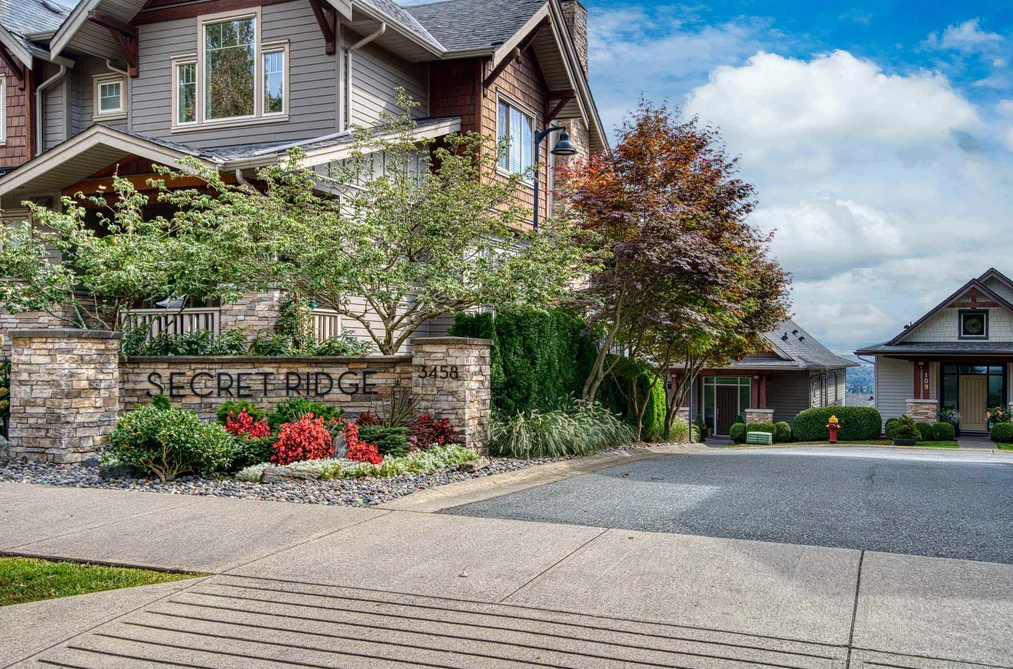 Townhouse for sale at 107 3458 Burke Village Promenade Coquitlam British Columbia - MLS: R3165390