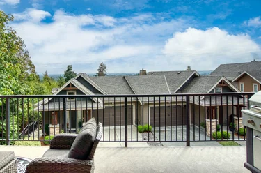 3458 Burke Village Prom Unit 107, Coquitlam, BC - MLS: R3165390