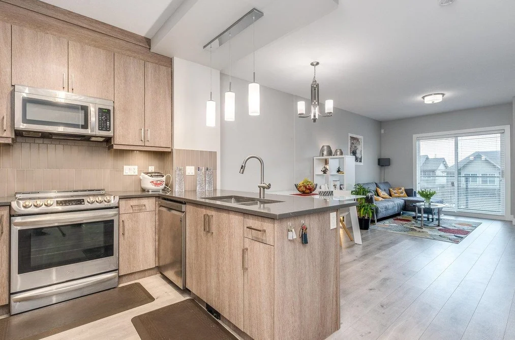 107 3525 CHANDLER STREET, Coquitlam BC V3E 0L9, Coquitlam BC — Residential for Sale - Photo 2