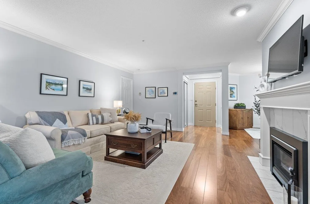 Condo for sale at 107 3690 Banff Court North Vancouver British Columbia - MLS: R3109175