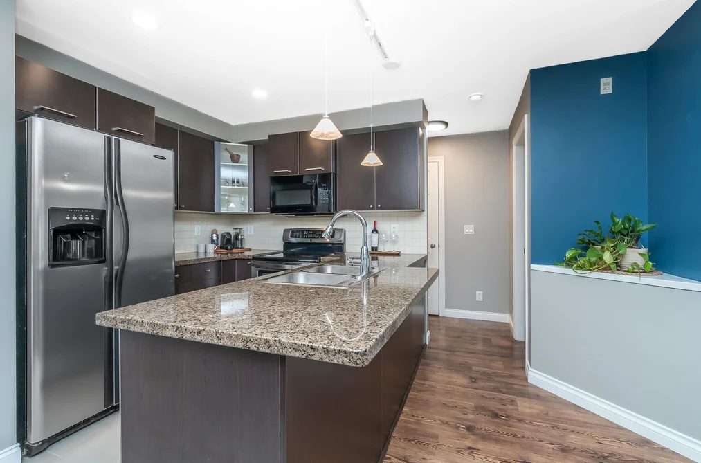Condo for sale at 107 5454 198 Street Langley British Columbia - MLS: R3116721
