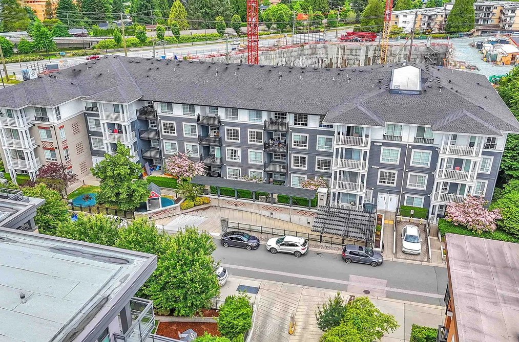 Condo for sale at 107 608 Como Lake Avenue Coquitlam British Columbia - MLS: R3133945
