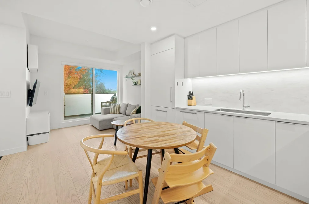 107 650 E 2ND STREET, North Vancouver BC V7L 1E3, North Vancouver BC — Residential for Sale - Photo 7
