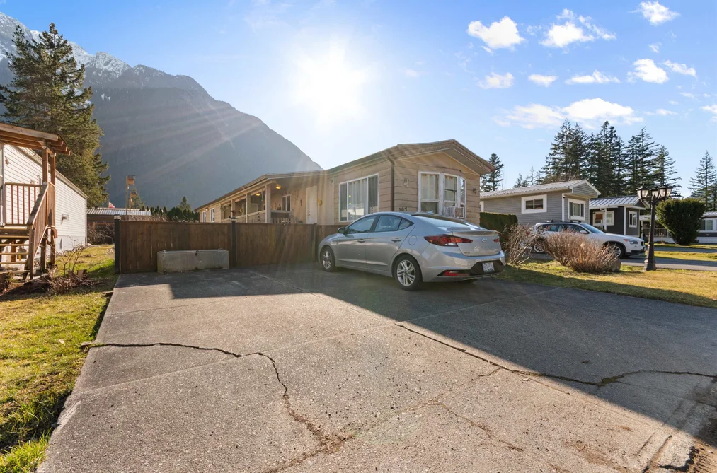 107 65367 KAWKAWA LAKE ROAD, Hope BC V0X 1L1, Hope BC — Residential for Sale - Photo 3