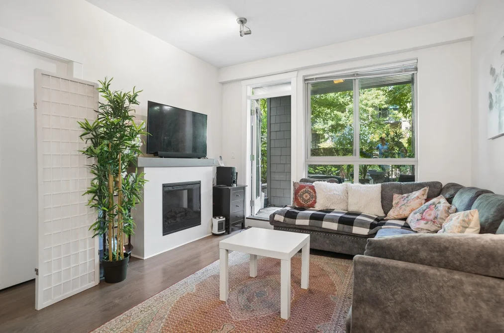 Condo for sale at 107 7478 Byrnepark Walk Burnaby British Columbia - MLS: R3156897