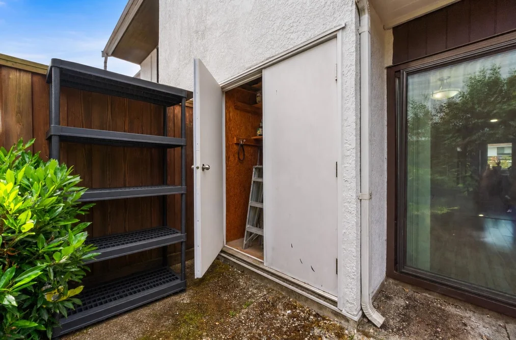 107-9700 Glenacres Drive, Richmond, BC - Townhouse for Sale - Photo 22 of 28 107-9700 Glenacres Drive, Richmond, BC - Townhouse for Sale - Photo 22 of 28