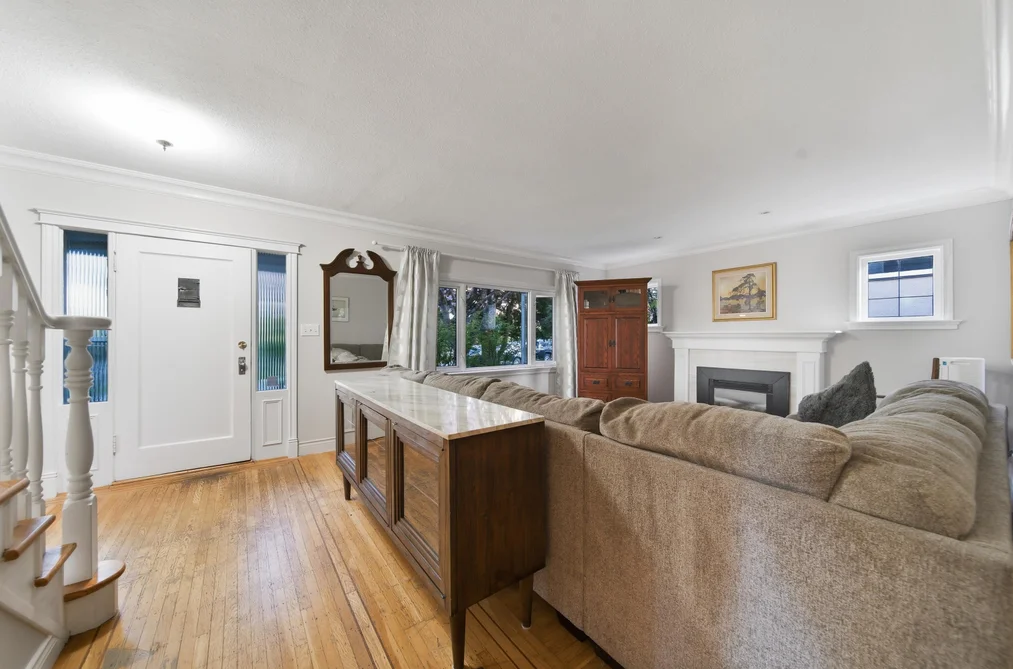 107 SEVENTH AVENUE, New Westminster BC V3L 1W2, New Westminster BC — Residential for Sale - Photo 3