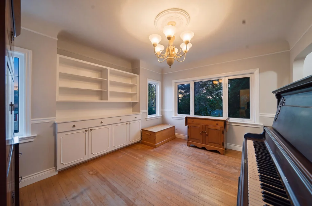 107 SEVENTH AVENUE, New Westminster BC V3L 1W2, New Westminster BC — Residential for Sale - Photo 5