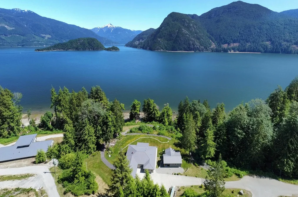 107 WITHERBY ROAD, Gibsons BC V0N 1V6, Gibsons BC — Residential for Sale - Photo 2