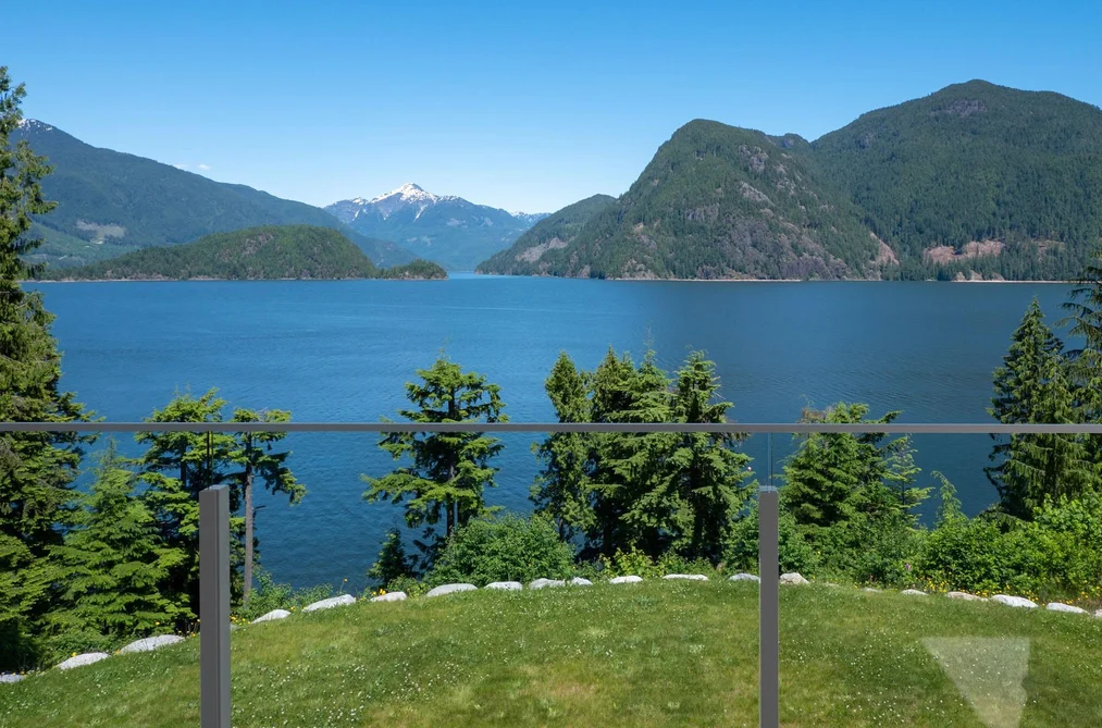 107 WITHERBY ROAD, Gibsons BC V0N 1V6, Gibsons BC — Residential for Sale - Photo 3
