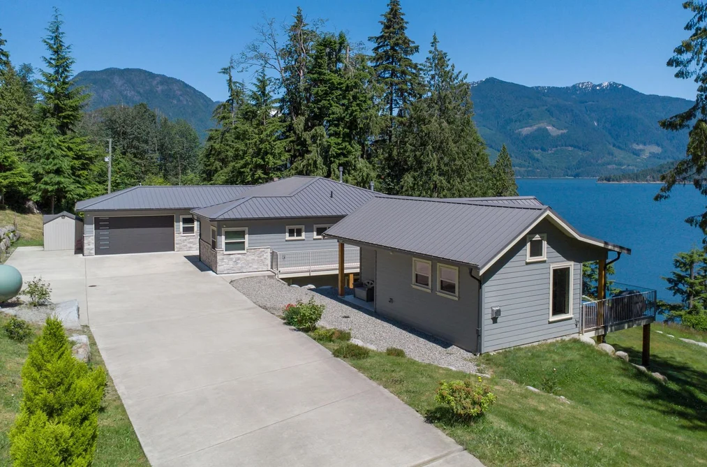 107 WITHERBY ROAD, Gibsons BC V0N 1V6, Gibsons BC — Residential for Sale - Photo 4