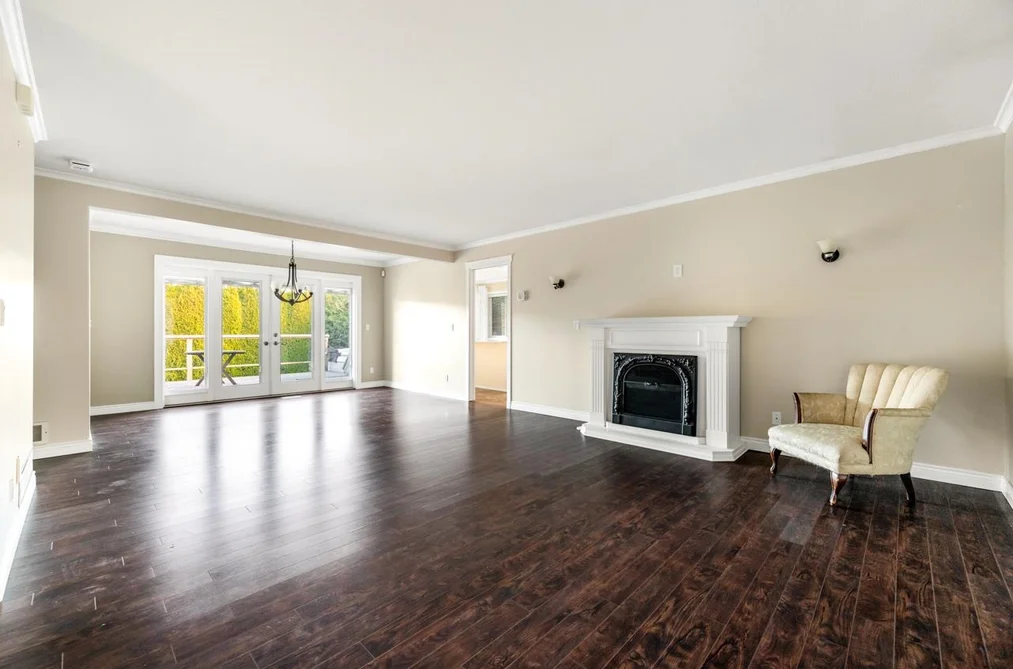 1071 KING GEORGE BOULEVARD, Surrey BC V4A 9S7, Surrey BC — Residential for Sale - Photo 4