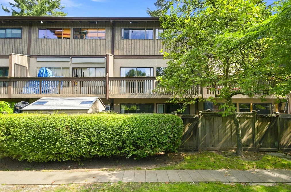 Townhouse for sale at 1071 Lillooet Road North Vancouver British Columbia - MLS: R3162127
