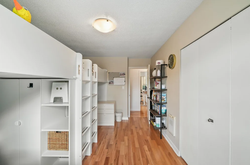 1071 SPAR DRIVE, Coquitlam BC V3H 3H2, Coquitlam BC — Residential for Sale — Photo 17 of 37
