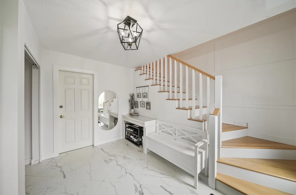 1071 SPAR DRIVE, Coquitlam BC V3H 3H2, Coquitlam BC — Residential for Sale — Photo 4 of 37