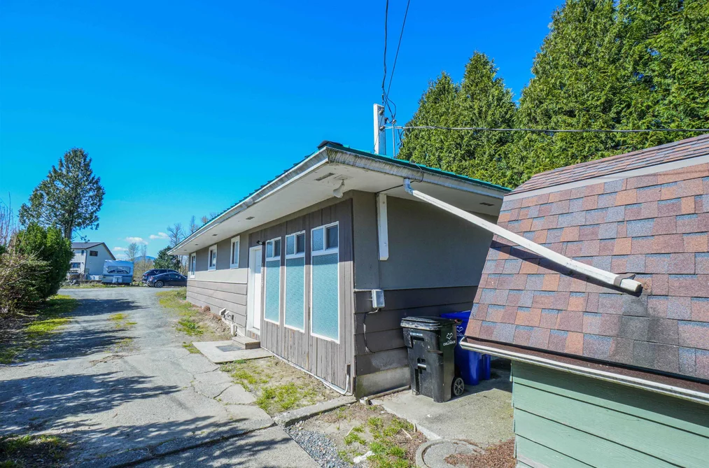 10715 TOWER ROAD, Chilliwack BC V2P 8B9, Chilliwack BC — Residential for Sale - Photo 5