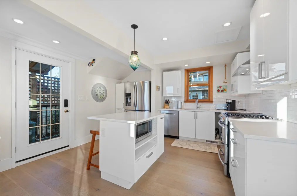 1073 CLYDE AVENUE, West Vancouver BC V7T 1E3, West Vancouver BC — Residential for Sale - Photo 5
