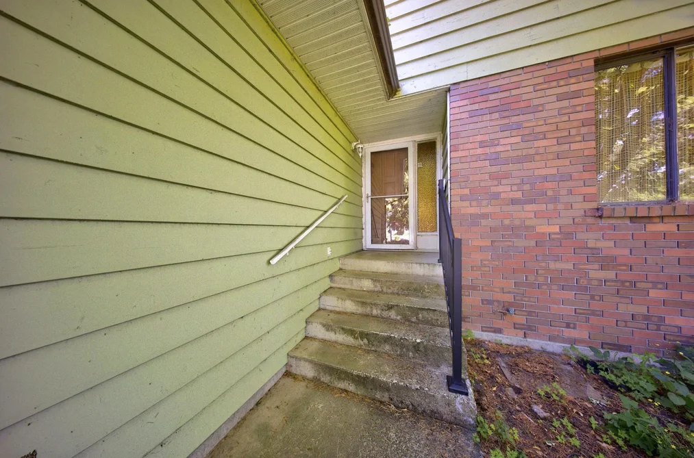 10730 MCDONALD ROAD, Chilliwack BC V2P 7L6, Chilliwack BC — Residential for Sale — Photo 7 of 28
