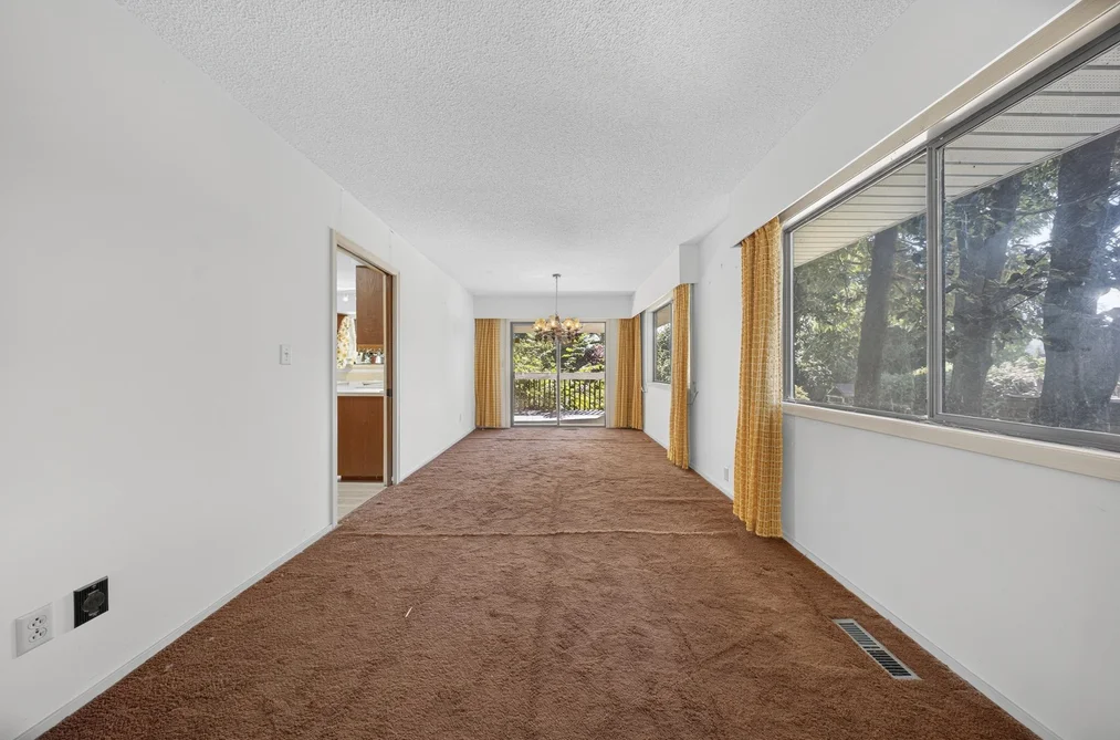 10730 MCDONALD ROAD, Chilliwack BC V2P 7L6, Chilliwack BC — Residential for Sale — Photo 9 of 28