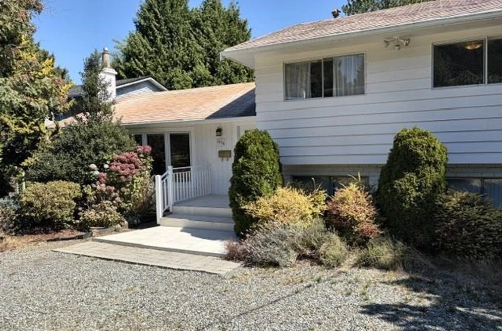 1074 Bayview Dr, Delta, BC - MLS: R3175832
