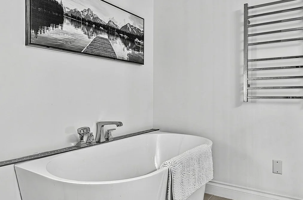 1074 KILMER ROAD, North Vancouver, BC — Residential for Sale — Photo 18 of 35