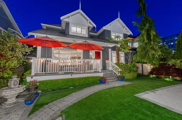 1075 Esplanade Ave, West Vancouver, BC - MLS: R3150541