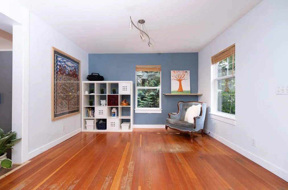 1075 GLADWIN DRIVE, North Vancouver BC V7R 1A1, North Vancouver BC — Residential for Sale - Photo 7