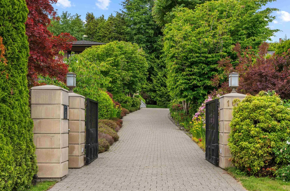 1075 GROVELAND ROAD, West Vancouver BC V7S 1Z3, West Vancouver BC — Residential for Sale - Photo 3