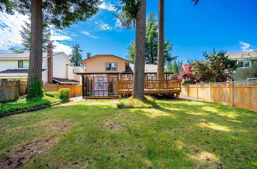 House for sale at 10764 Fraserglen Drive Surrey British Columbia - MLS: R3128085