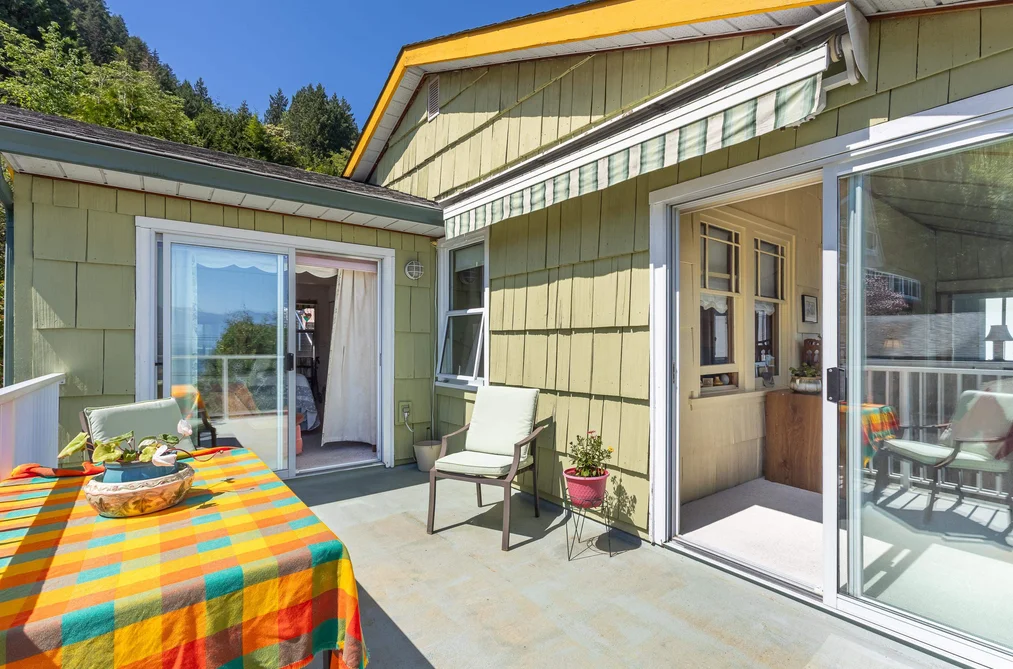 1077 POINT ROAD, Gibsons BC V0N 1V1, Gibsons BC — Residential for Sale - Photo 4